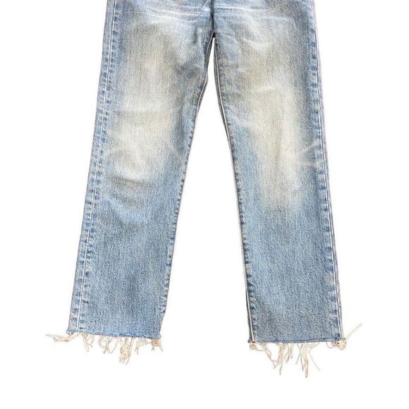 Levi’s High Rise Straight Leg Mom Jeans - 25 - Picture 4 of 9